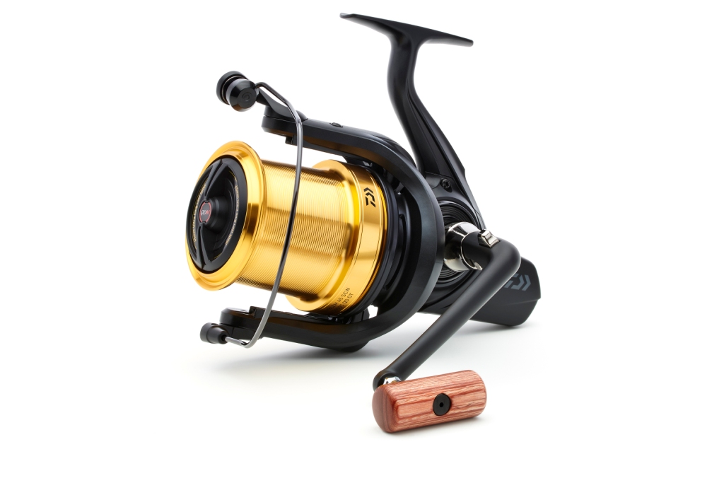 Naviják Daiwa Emblem 45 SCW QD-OT