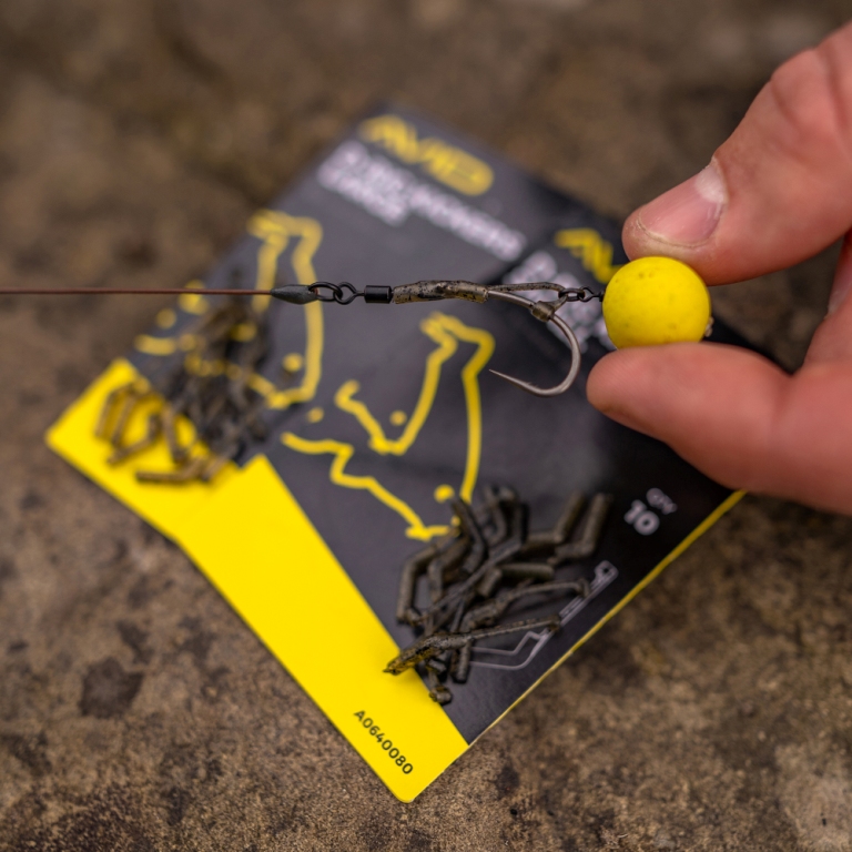 Rovnátko Avid Carp Outline D-Rig Kicker Small 10ks