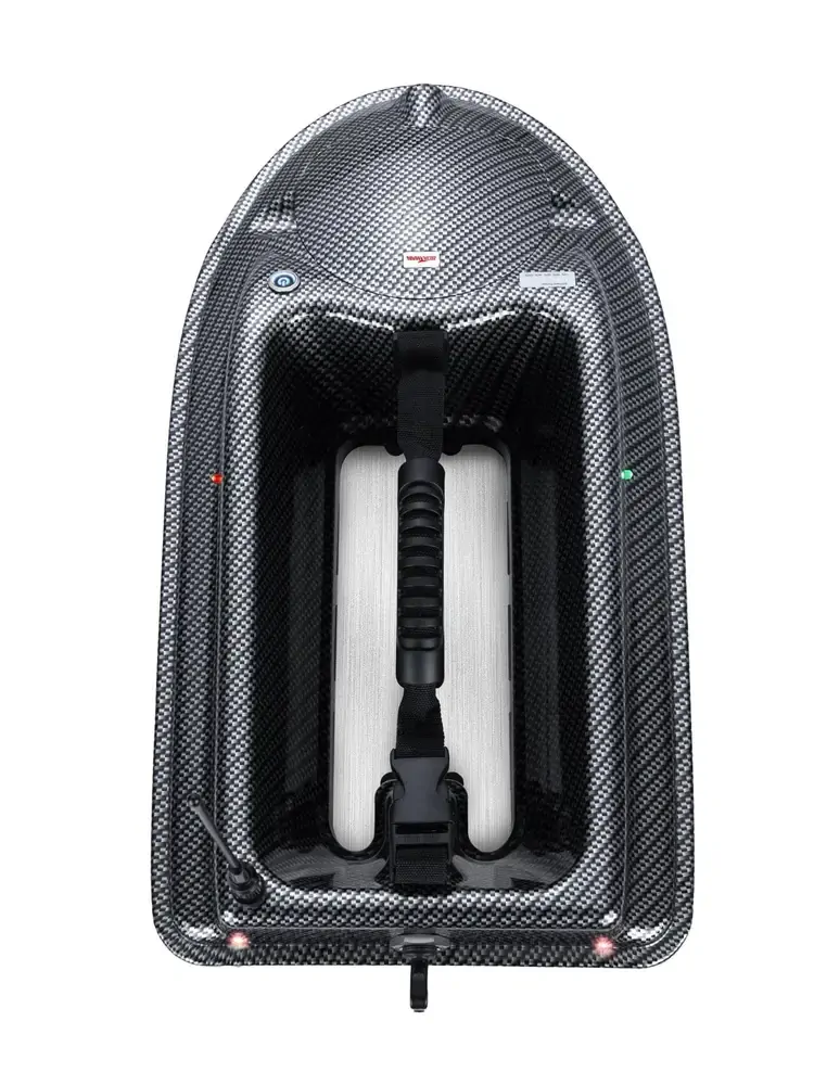 Zavážecí lodička Boatman ACTOR PLUS PRO Carbon s GPS a Echolotem