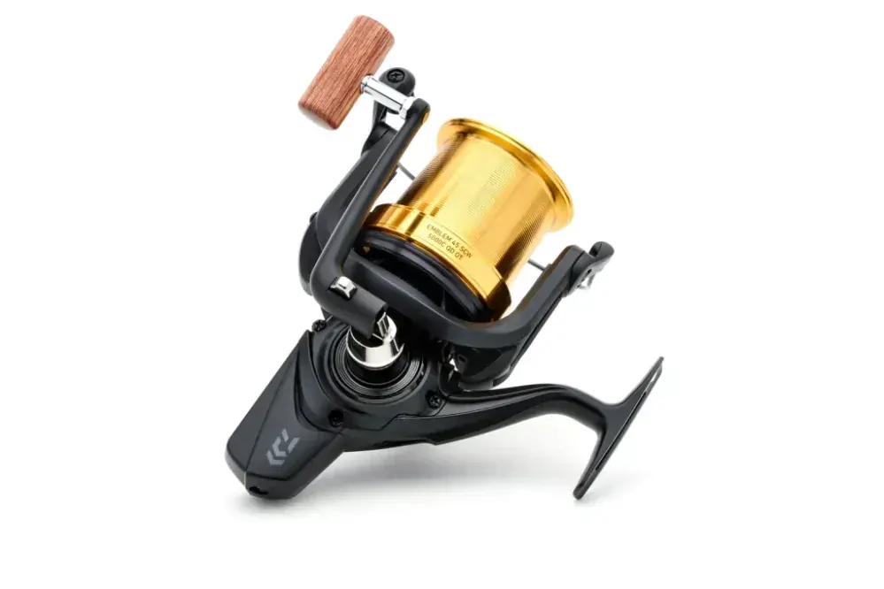 Naviják Daiwa Emblem 45 SCW QD-OT