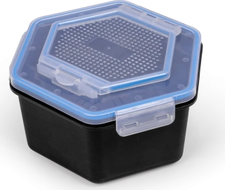 Krabička Zebco Secure-Lock Bait Box And Sieve 2L